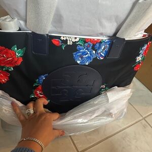 NWT Tory Burch Ella printed tote in Black Tea Rose